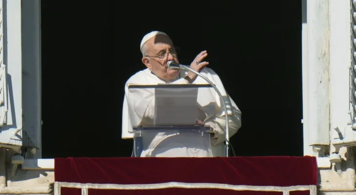 Le pape François condamne le meurtre d'Israël des civils dans une église de Gaza