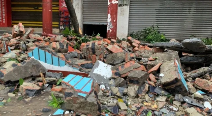 Earthquake in China and the death toll rises to 110...