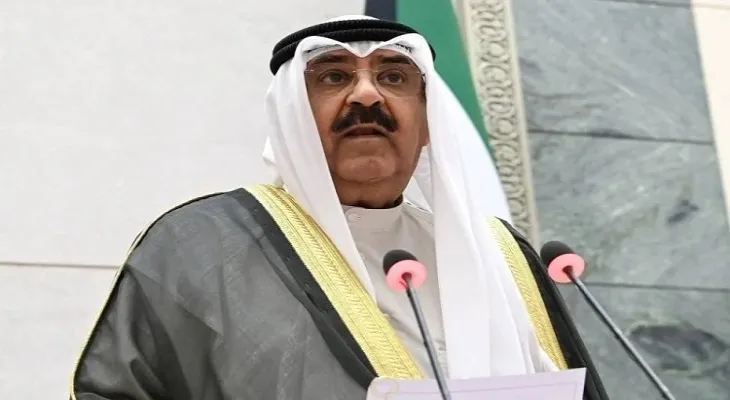 The Kuwaiti government submits its resignation to Emir Mishal Al-Sabah