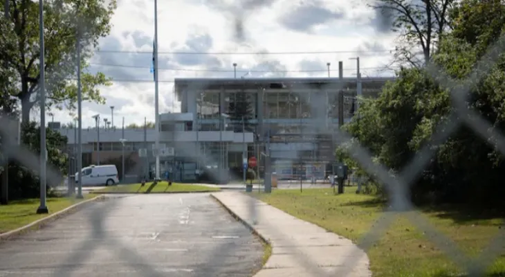 Quebec will continue to detain migrants on behalf of the Canadian Border Services Agency until 2024