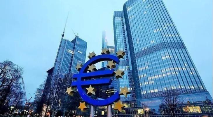 Continued contraction of the industrial sector in the Eurozone during last December