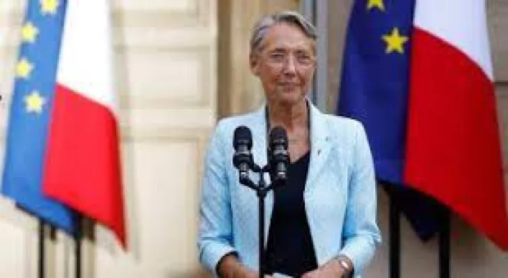 Possible wide-ranging cabinet reshuffle within the French government