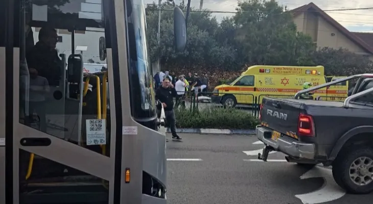 Ra'nana: One person killed and 16 others injured in stabbing and running-over incidents