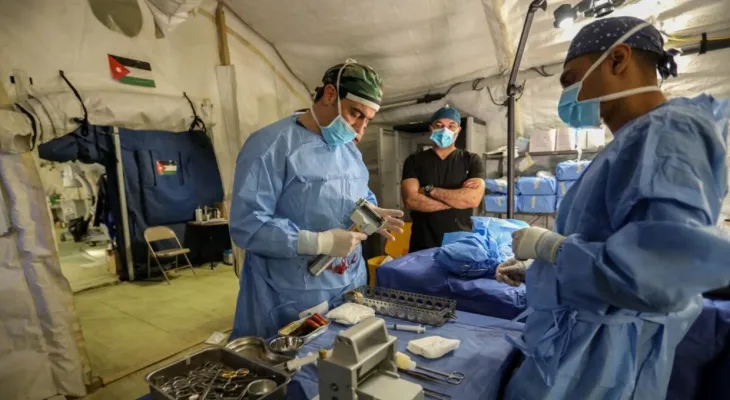 Jordanian army: We hold Israel responsible for the safety of our field hospital crew in Gaza following the injury of one of its members.