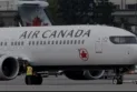 Police de Peel : un passager a tenté d'ouvrir la porte d'un avion en vol à destination de Toronto