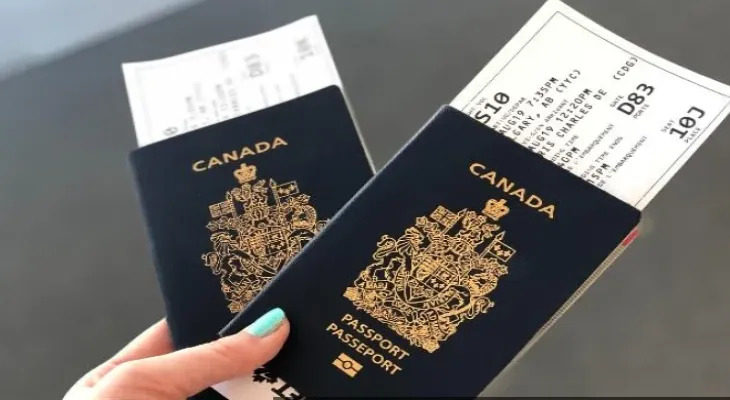 Required documents for renewing a Canadian passport online