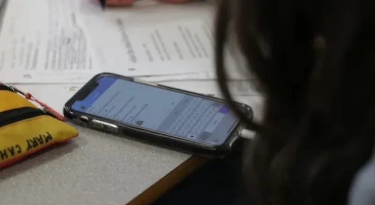 Le gouvernement de la Colombie-Britannique interdira l'utilisation des téléphones portables dans les écoles