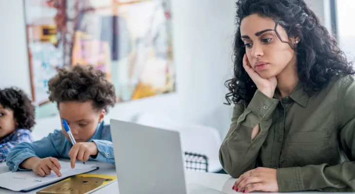 Survey: Most Canadians cannot afford unexpected expenses exceeding $1000