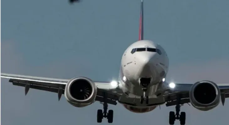Prosecutor warns: Airfare prices are rising this summer - and Canadians must book their flights now