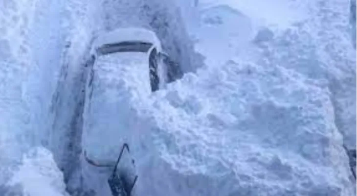 Nova Scotia residents are calling for help and declaring a state of emergency in the province
