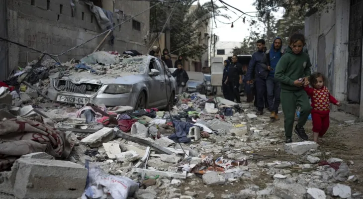 Israeli bombs target the crowded city of Rafah in Gaza while the United States warns against sending troops there