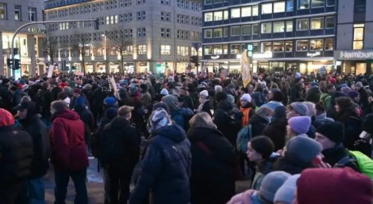 Thousands protest again in Germany to denounce the right-wing