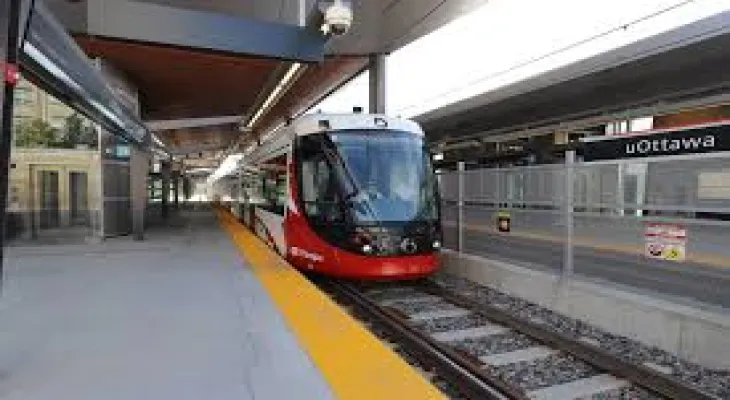"OC Transpo" inaugure la partie est de la ligne Confederation après les travaux de nuit