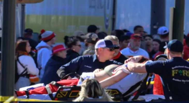 Urgent | Tir sur une marche de célébration du Super Bowl