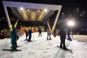 Toronto: Night skiing can be enjoyed for free in downtown.