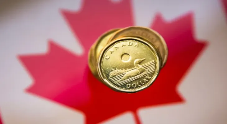 Canadian dollar price against global and Arab currencies today Tuesday