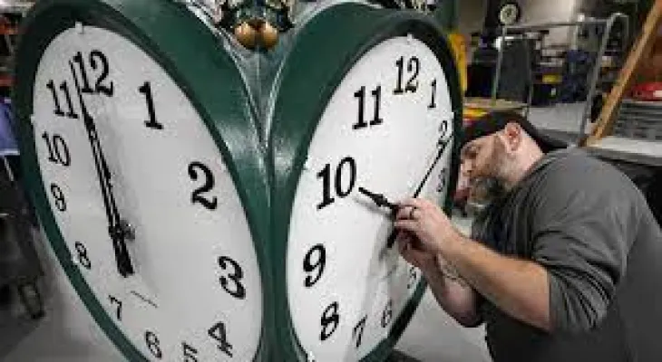 Daylight Saving Time: When Do We Move the Clocks Forward This Year?