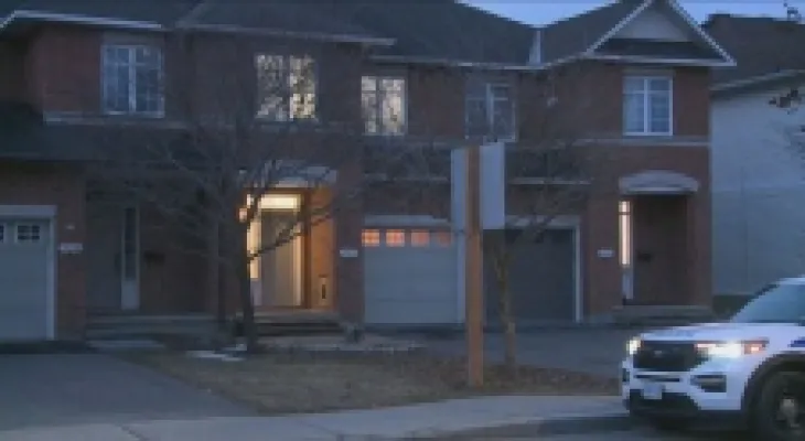 Police: Four children and two adults found dead in a house in a suburb of Ottawa