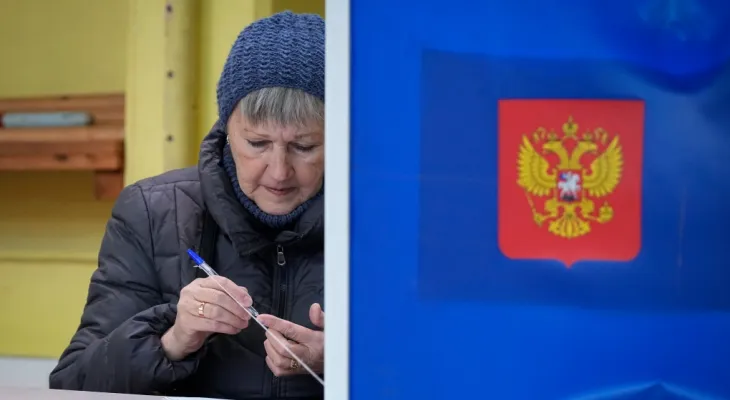 Russian voters cast their ballots in a pre-scheduled election to extend the rule of President Vladimir Putin.