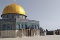 Tens of thousands of Palestinians perform Taraweeh prayers in the courtyards of Al-Aqsa Mosque