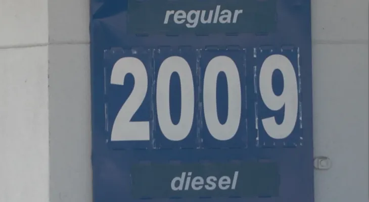 Prévisions d'une hausse des prix des carburants dans le métro de Vancouver à plus de 2 dollars le litre