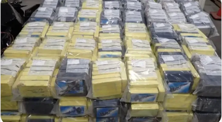 1.5 tons of cocaine seized in a shipping container at the Canadian border