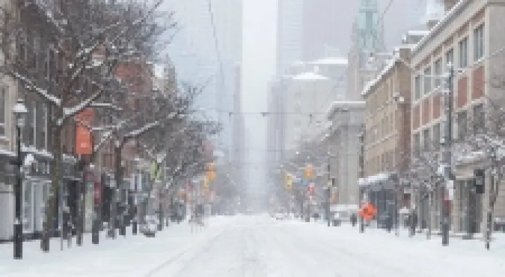 Despite the arrival of spring... Toronto experiences severe winter weather on Friday
