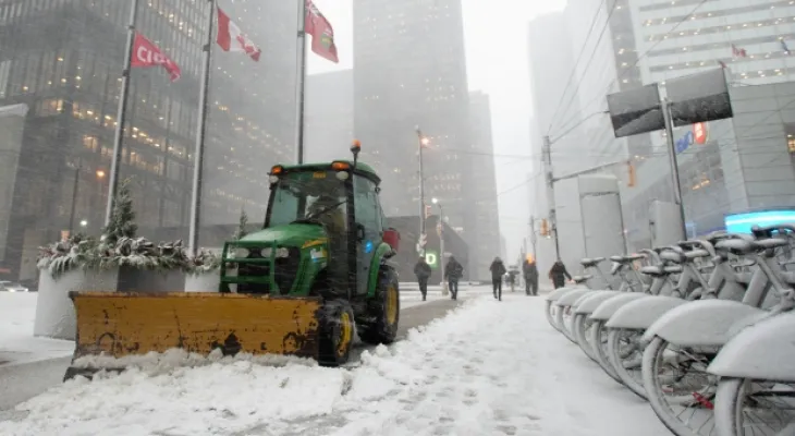 Warnings of snowfall in the Greater Toronto Area and parts of Ontario