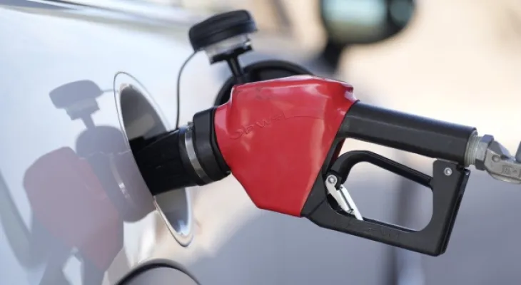 Economists defend the carbon price set by liberals amid escalating political rhetoric