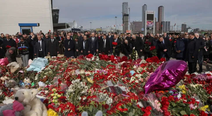 Ambassadors lay flowers at the site of the concert hall massacre in Moscow