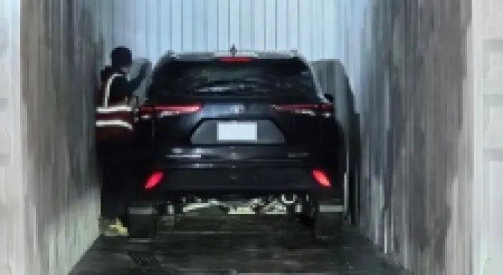 Police recover nearly 600 stolen vehicles, most from the Toronto area, which were in containers at the Port of Montreal.