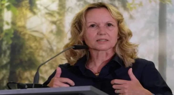 The German Environment Minister is heading to Canada next Saturday.