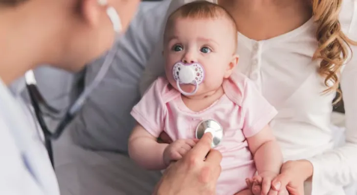 Les familles canadiennes à faible revenu attendent aujourd'hui la prestation pour enfants payée.