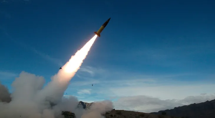 Officials: Ukraine is using long-range missiles secretly provided by the United States to strike areas controlled by Russia.