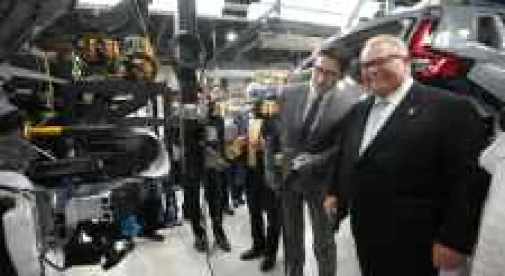 "Honda" is investing 15 billion dollars to build four electric car factories in Ontario.