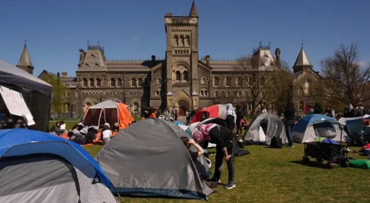 The sit-in supporting the Palestinians at the University of Toronto continues despite security concerns.