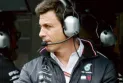 Mercedes chief refuses to deny talks with Verstappen