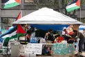 L'Université McGill demande l'émission d'une ordonnance judiciaire pour disperser le sit-in en soutien aux Palestiniens.