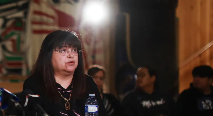 La cheffe du conseil de la tribu Heiltsuk appelle à la suspension d'un officier de police en raison de publications sur les réseaux sociaux.