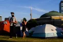 Les manifestants pro-palestiniens se réunissent avec l'administration de l'Université de Toronto aujourd'hui