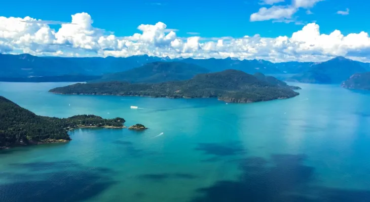 Police : Deux personnes ont trouvé la mort dans un accident d'avion près de Squamish en Colombie-Britannique