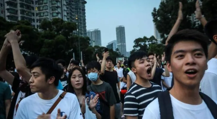 The Hong Kong community in Britain fears Chinese detention campaigns.