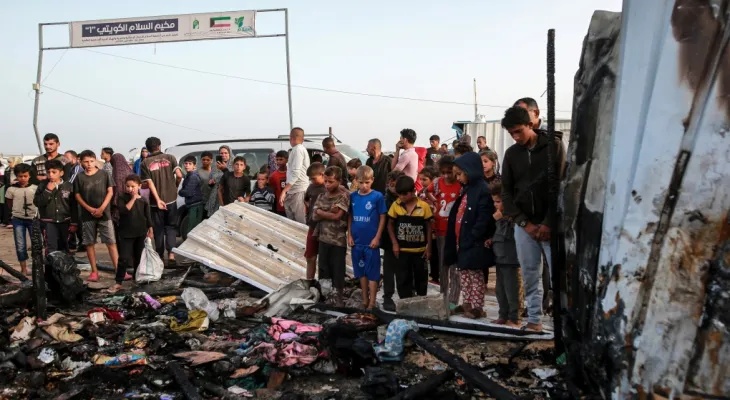 Israeli tanks advance into the center of Rafah despite global condemnation.