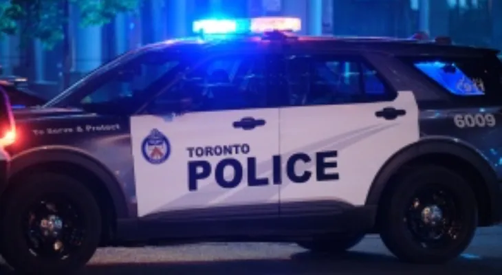 Toronto: Five people injured seriously in a shooting incident and the police are investigating.
