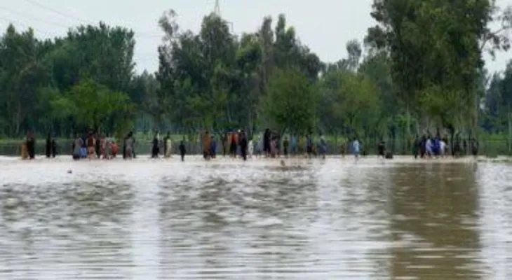 Austria closes the Danube River to shipping and navigation due to flooding.