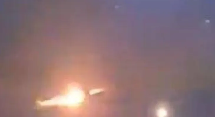 Emergency landing due to a terrifying failure affecting the engine of a Canadian Boeing 777 in the air.