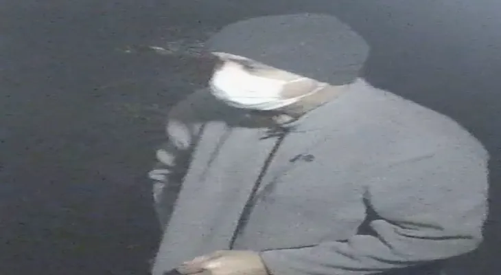 The Canadian police publish a photo of a man who burned down the home of a Muslim family in a hate crime.