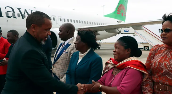 Malawi President: Death of Vice President and nine others in plane crash