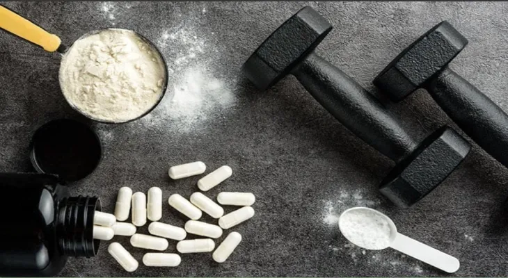 A study warns of the increasing number of teenagers taking muscle supplements in Canada.