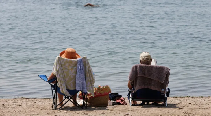 Hot and sunny or humid and cold... Weather forecasts this summer according to Environment Canada